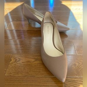 Nine West size 7.5 work heel. 1 inch heel. Beautiful nude leather. Barely worn.